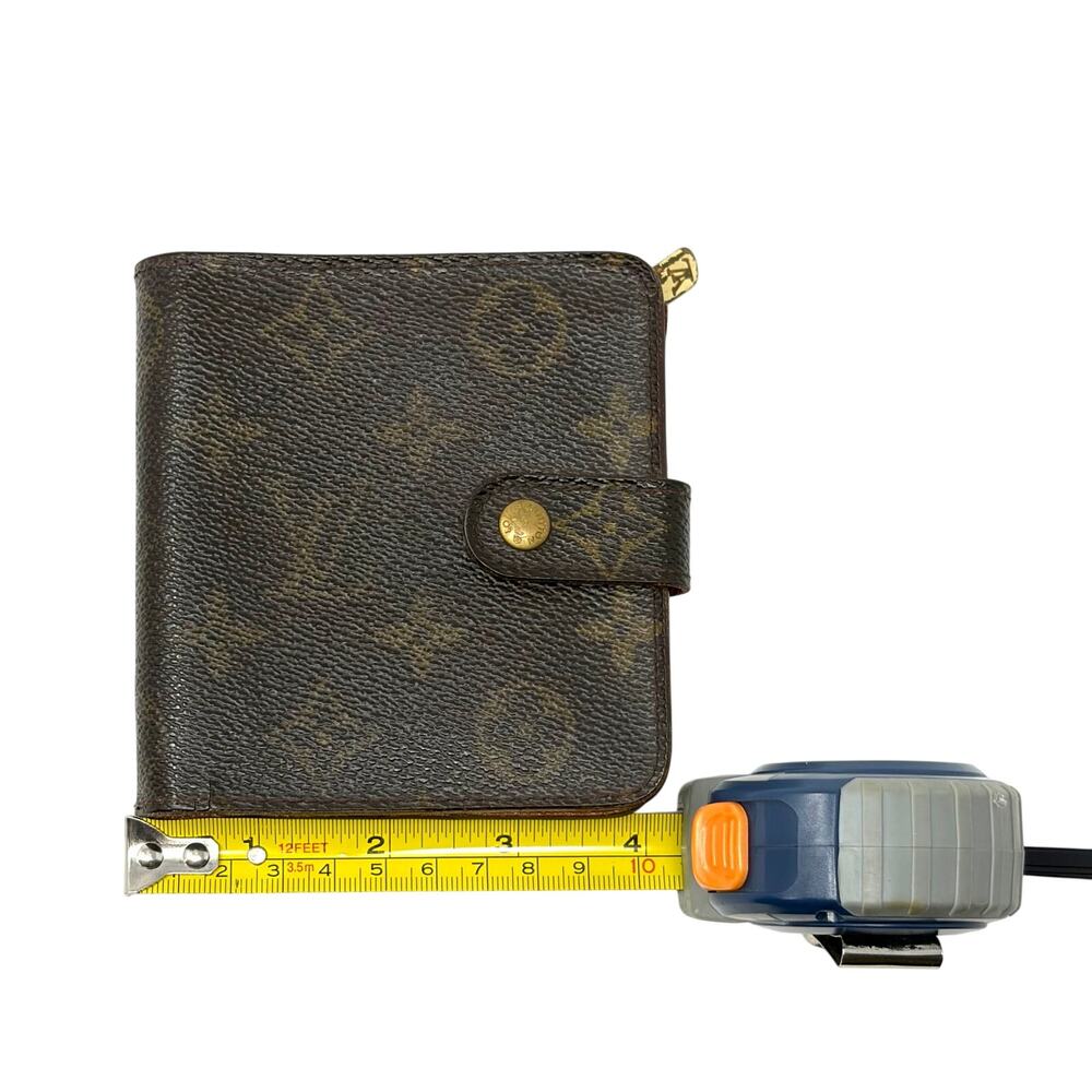 Louis Vuitton Monogram Zipper Wallet - Picture 11 of 11